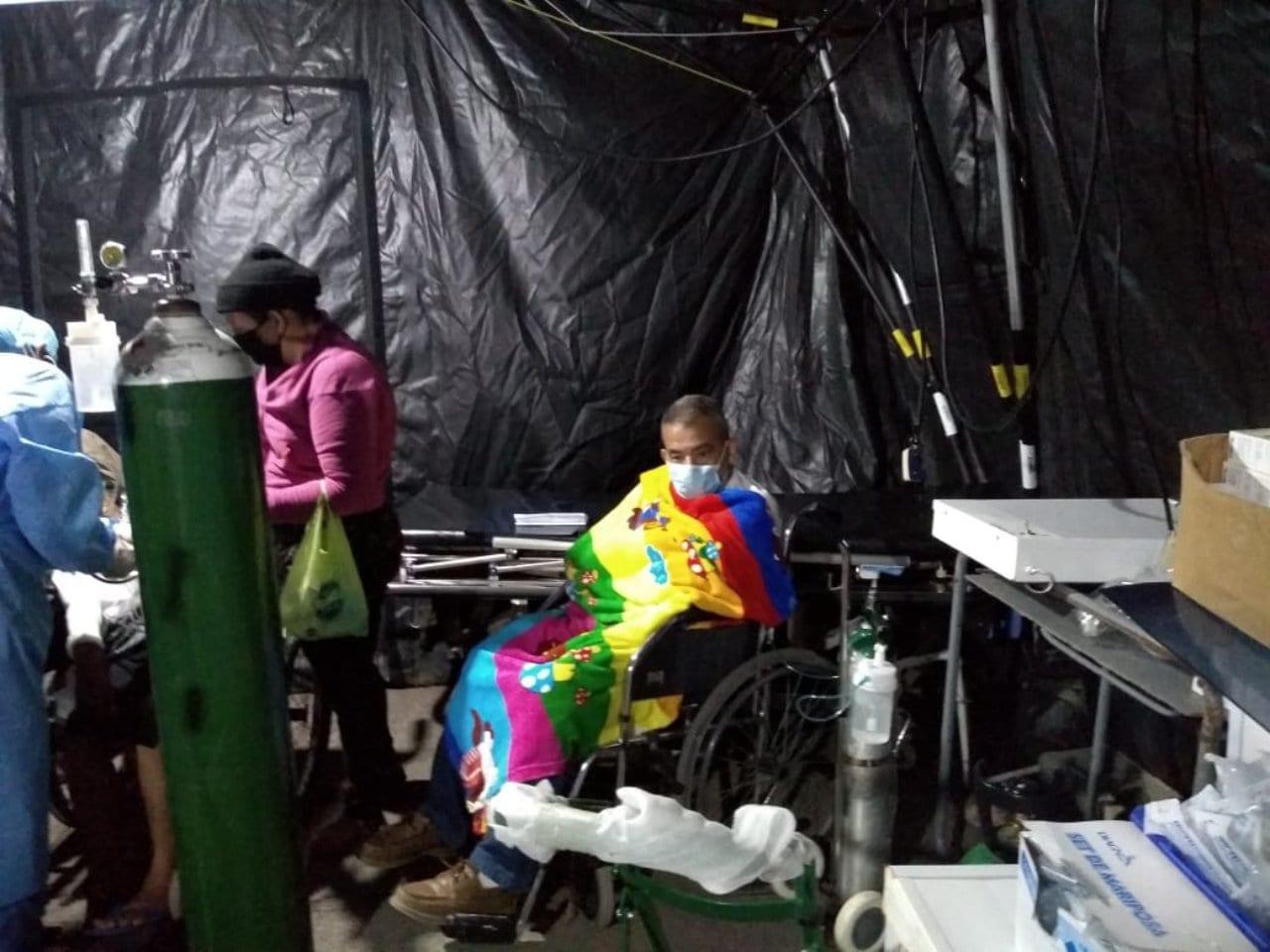Imagen Principal de Nota: El 80 por ciento de pacientes covid-19 que llega a cuidados intensivos se muere: Omar Rivera