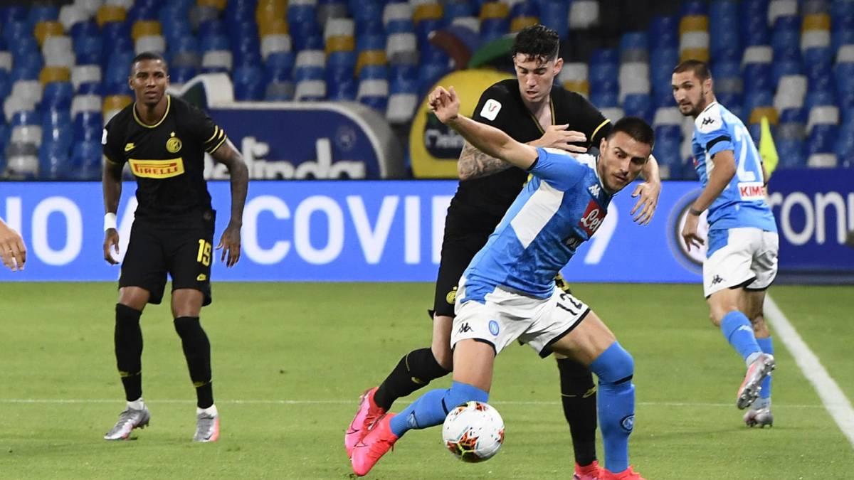 Imagen Principal de Nota: Copa Italia: Nápoli a la final tras empatar 1-1 ante el Inter