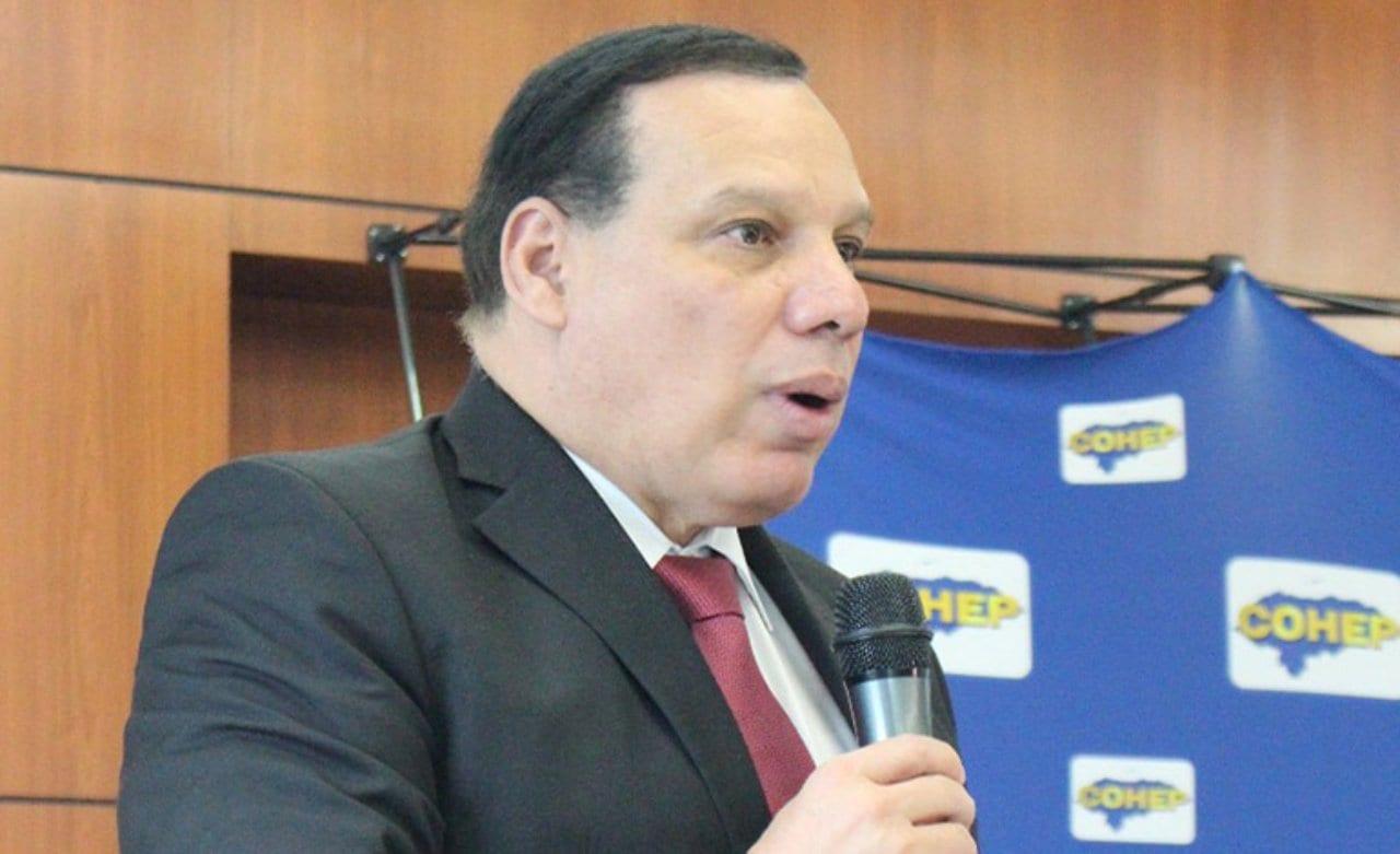 Imagen Principal de Nota: Coronavirus: "La curva es ascendente y esto provocará un colapso en el país”, afirma Marco Tulio Medina