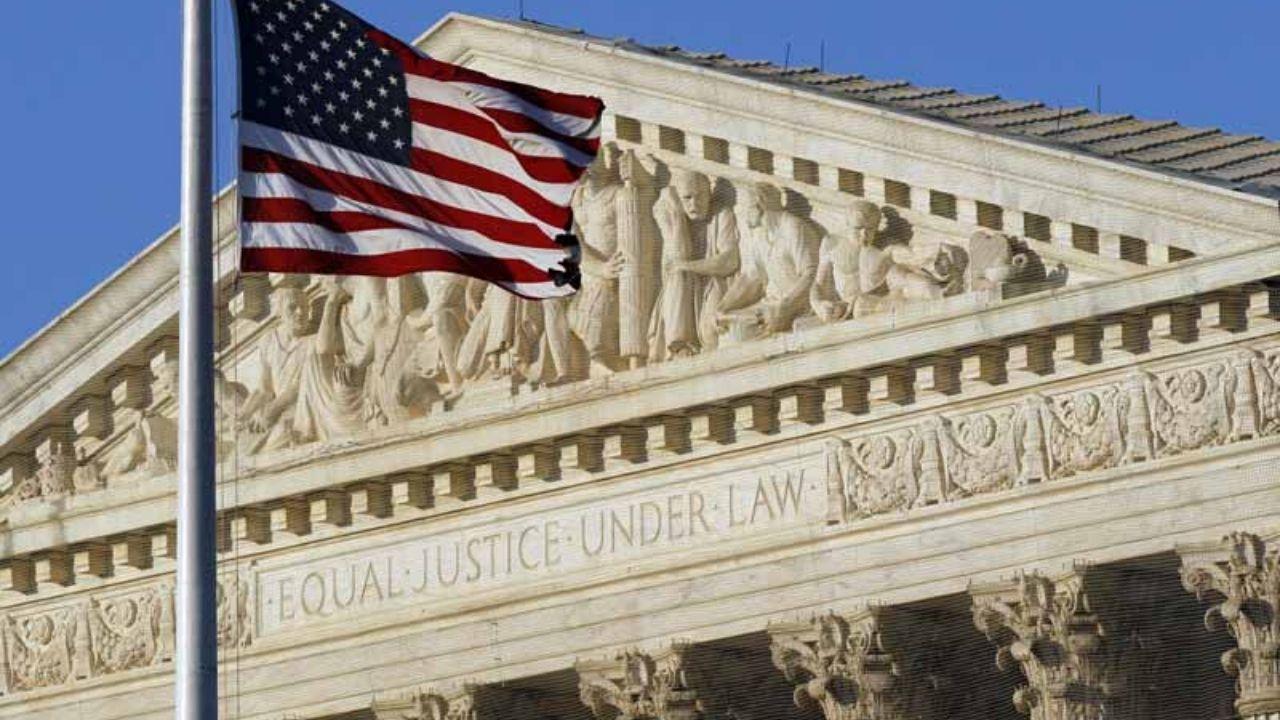 Imagen de Inmigrantes que pidan asilo serán deportados de inmediato según la Corte Suprema de Estados Unidos