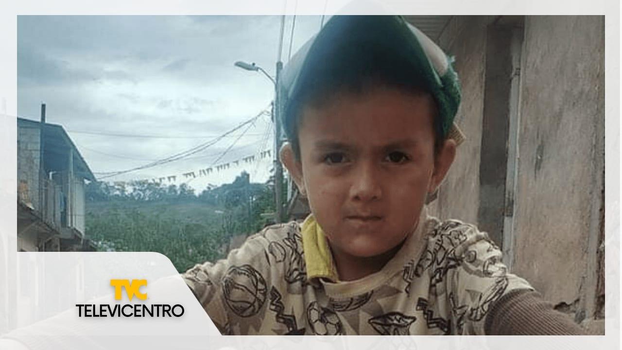 Imagen Principal de Nota: Niño que hace mandados por un lempira en Santa Bárbara se viraliza