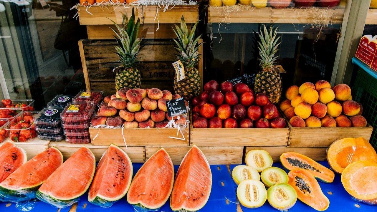 Imagen de Estas son las razones por las que no debes comer frutas precortadas