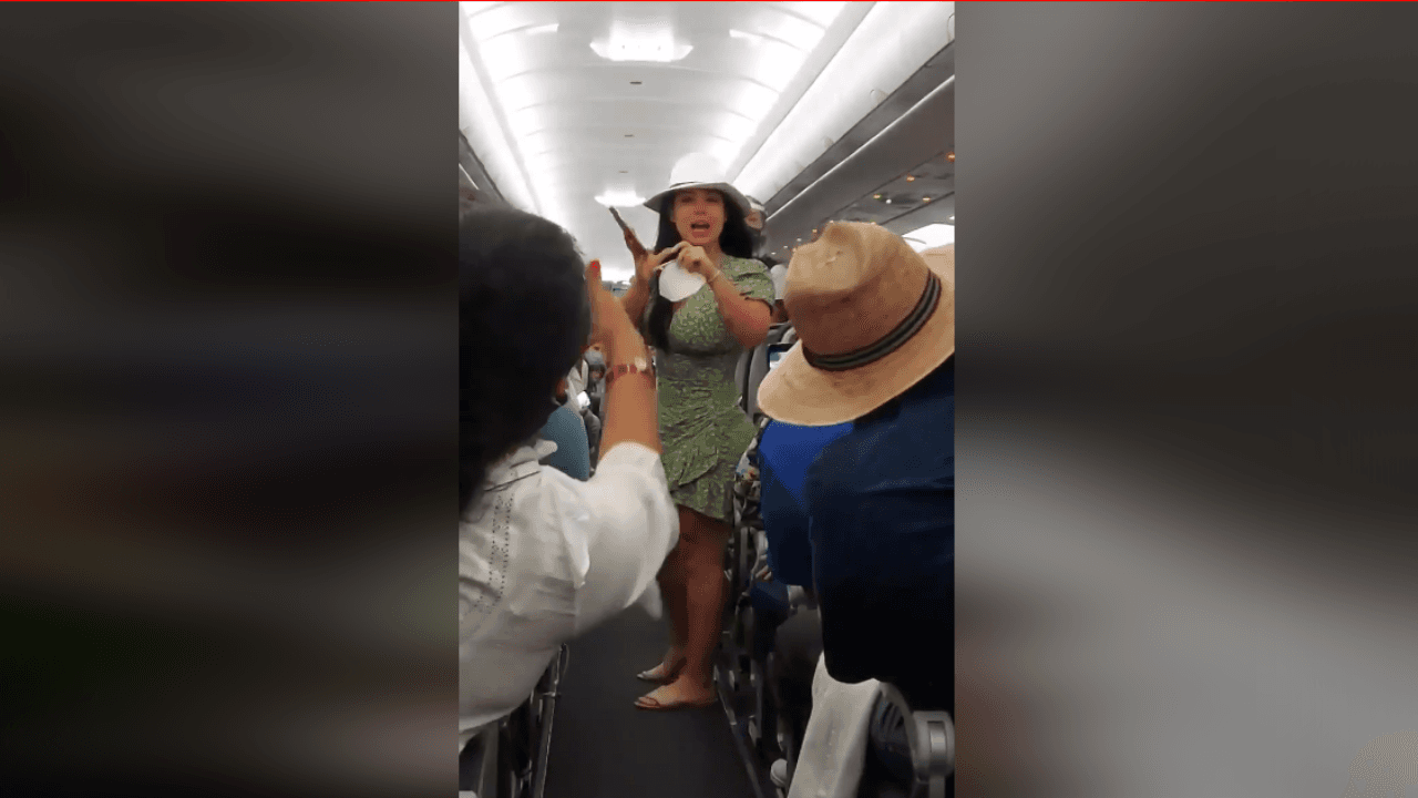 Imagen Principal de Nota: ¿Quién es la #Ladycovid y por qué se ha vuelto viral?