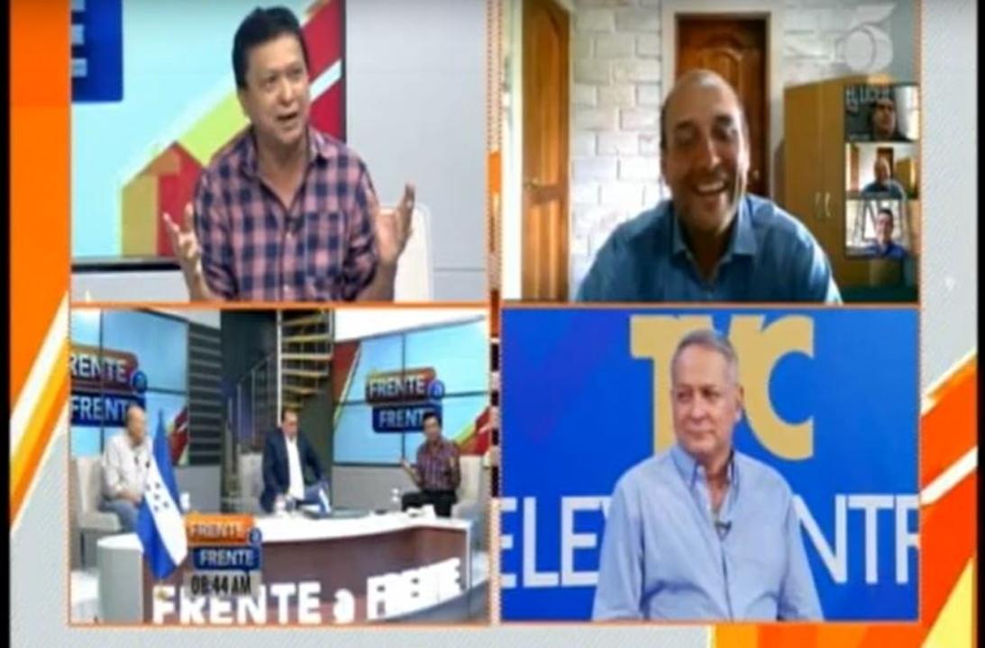 Imagen Principal de Nota: Dirigentes trabajadores le exigen al interventor del IHSS Roberto Carlos Salinas que sea transparente porque 'no es cierto que la Ley del Seguro Social se consensuó'