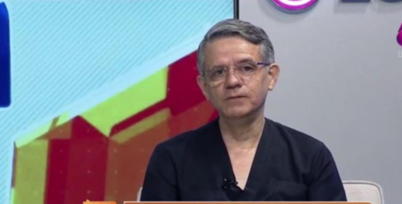 Imagen de 'Es algo ofensivo para los médicos estos hospitales de lata; empecemos a decir la verdad': ex subsecretario de Salud