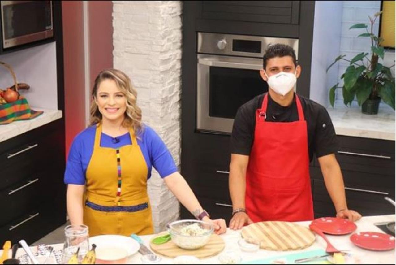 Imagen de Aprende a preparar arepa reina pepiada, cachapas  y una chicha venezolana en La Cocina de Keyla