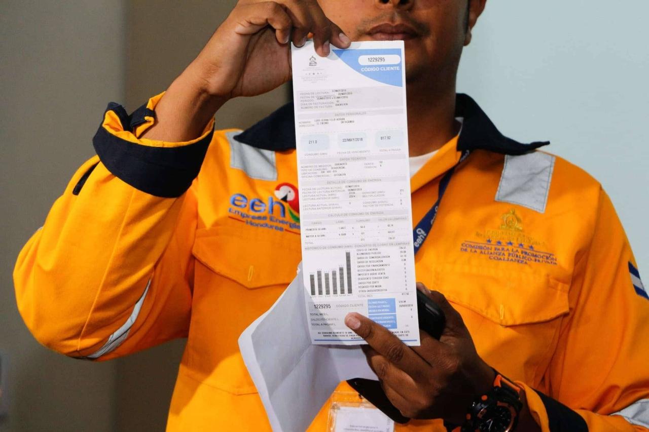 Imagen Principal de Nota: Confirman nueva alza a la tarifa eléctrica en Honduras a partir de octubre, en plena crisis por la pandemia del covid