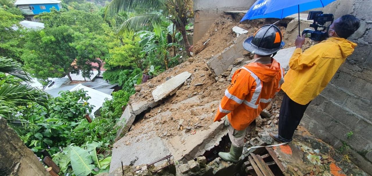 Imagen Principal de Nota: Derrumbes y deslizamientos por lluvias en la capital: alerta amarilla para Francisco Morazán y Choluteca