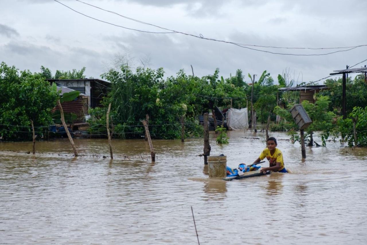Imagen Principal de Nota: Alcaldes del Valle de Sula deben ordenar la evacuación total ante alarmante crecida del río Ulúa por el paso de Eta, advierte Copeco