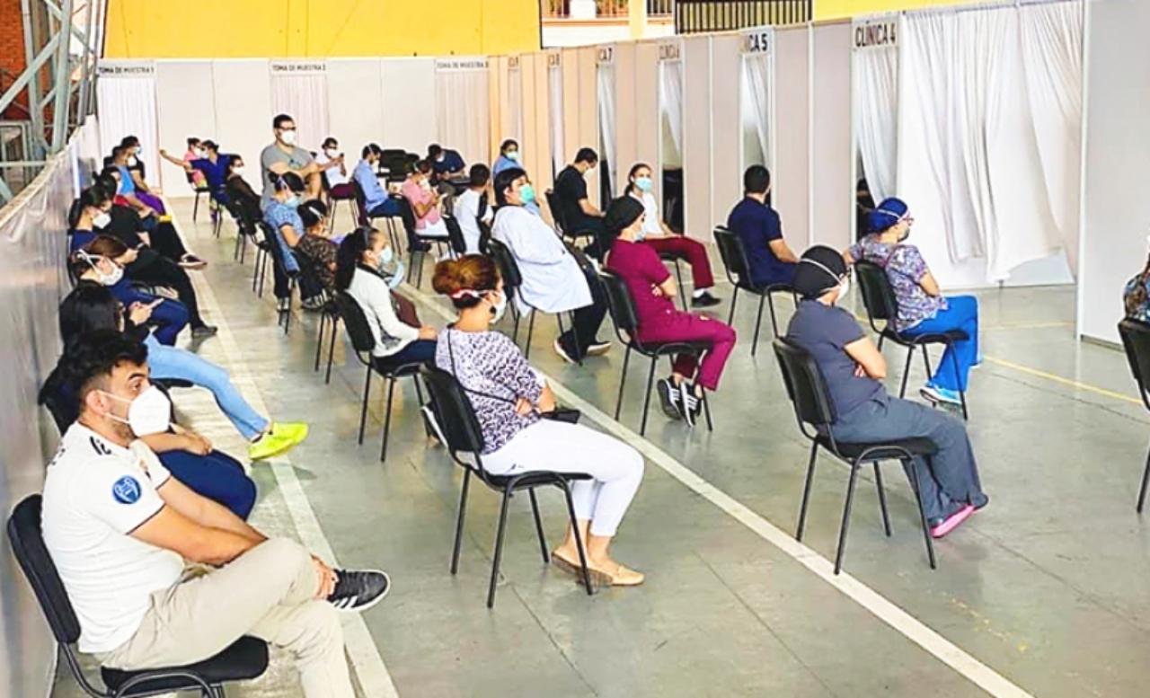 Imagen Principal de Nota: Los triajes más grandes de Tegucigalpa registran un alto índice de positividad en pruebas PCR  y rápidas