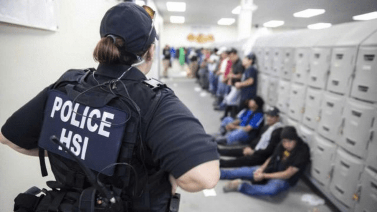 Imagen Principal de Nota: Consultorio Migratorio: ¿Cuáles son los derechos de los inmigrantes detenidos en Estados Unidos?
