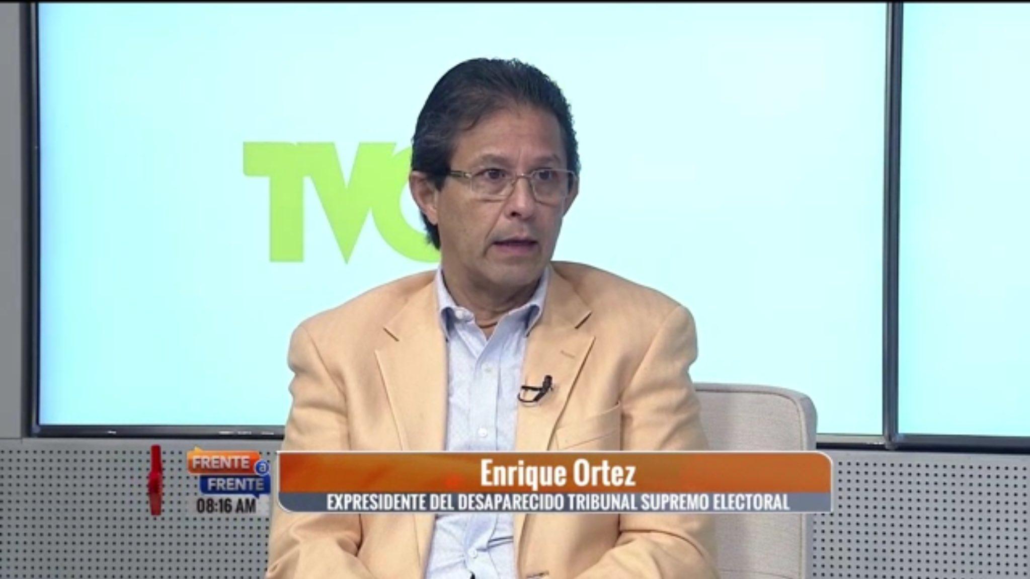 Imagen Principal de Nota: Enrique Ortez en Frente a Frente: 'las intenciones de perpetuarse en el poder son evidentes'