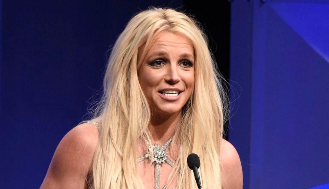 Imagen de Britney Spears recibe fuertes críticas tras bailar reguetón al ritmo de J Balvin