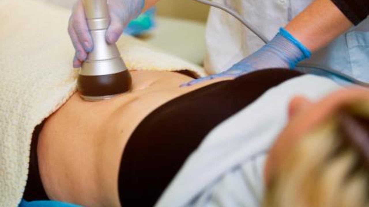 Imagen Principal de Nota: Las Mañanas del 5: Conoce cuál es la mejor tecnología para una liposucción para este 2021, según experto