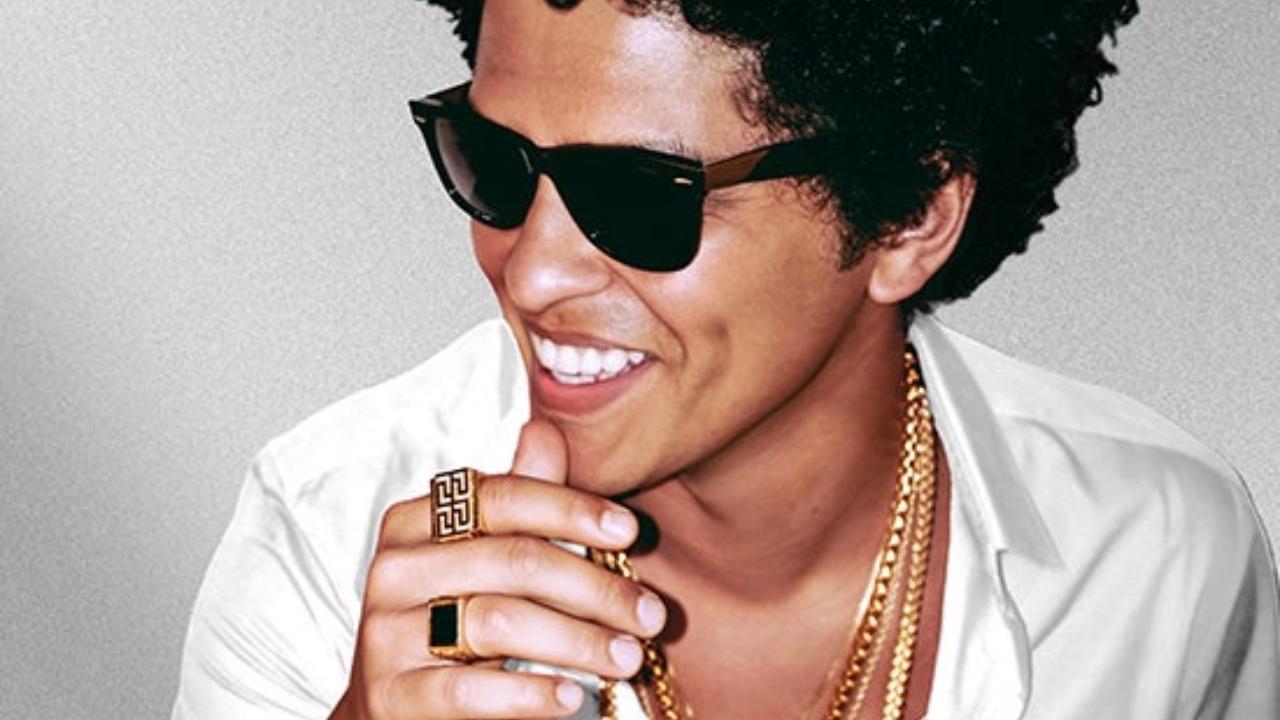Imagen de Una 'abuelita' fue estafada al enamorarse de un falso Bruno Mars