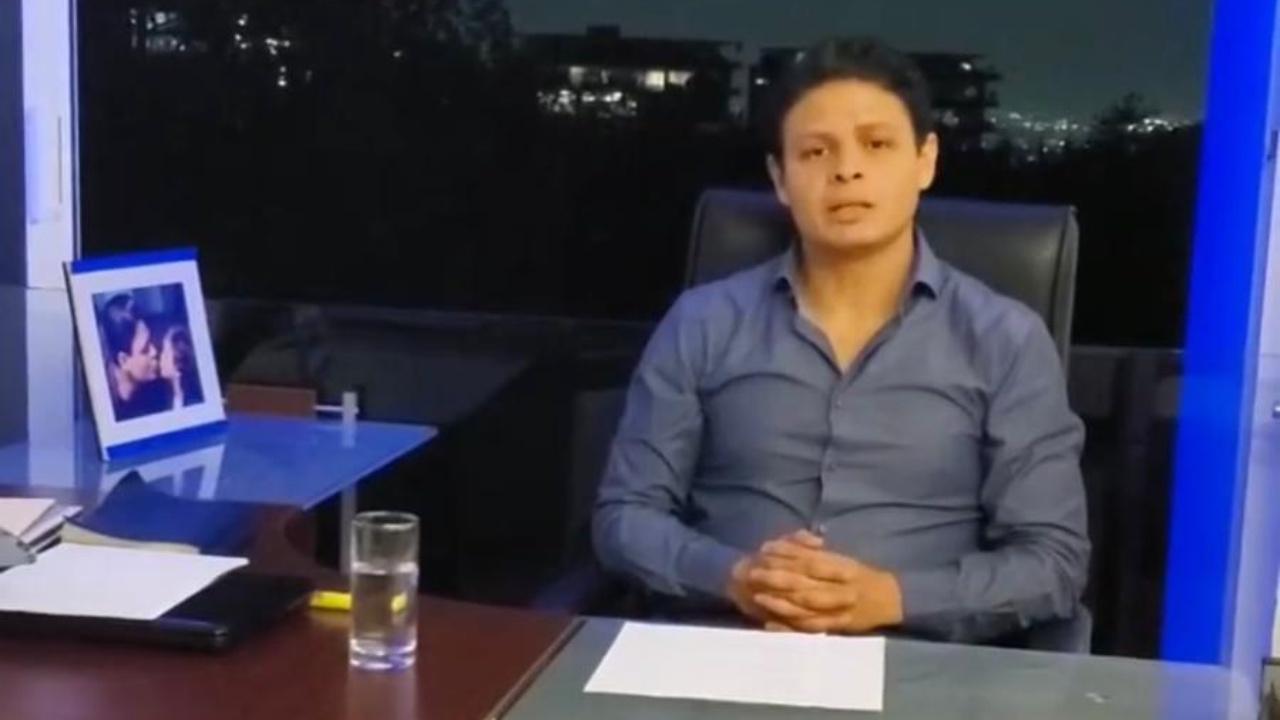 Imagen Principal de Nota: ¿Se hundió? Giovanni Medina asegura que en audios Larry Ramos habló de  forma 'delictiva'