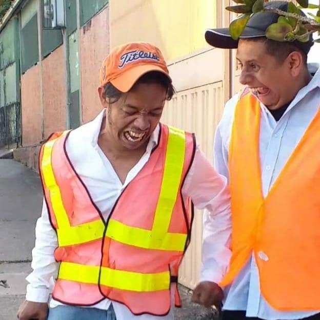 Imagen Principal de Nota: ¡Le quieren quitar el trabajo a Wachiloco! ¿Quién es mejor?