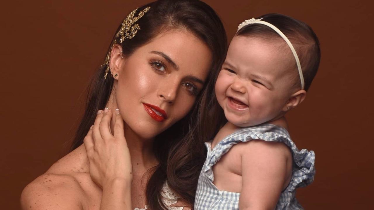 Imagen de 'Soy una gran mamá y punto': Claudia Álvarez explota trás críticas por método con su bebé