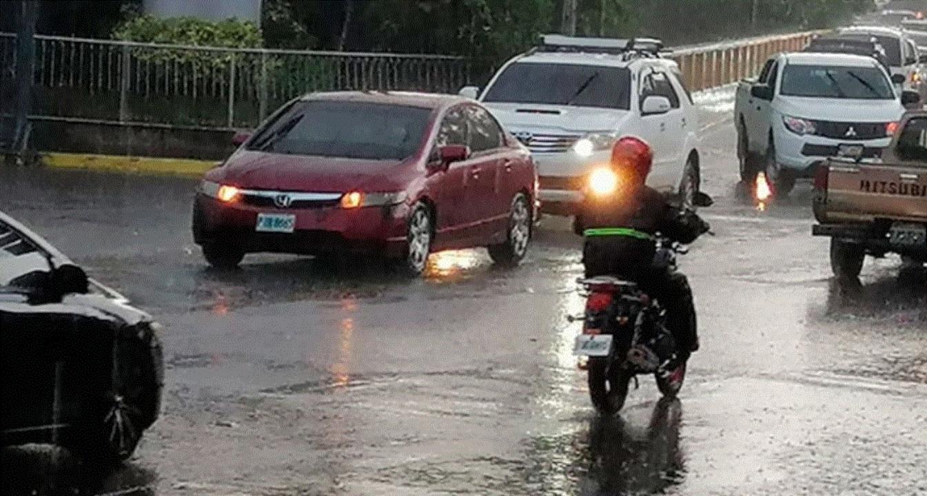 Imagen de Lluvias con actividad eléctrica afectarán estás regiones de Honduras a partir de este  sábado 1 de mayo