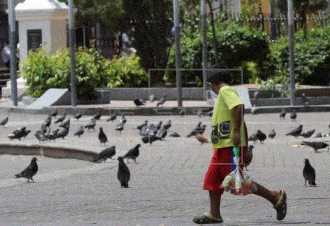 Imagen Principal de Nota: ¡Alerta! Estos síntomas indican que un menor ha sido contagiado con las nuevas variantes del covid