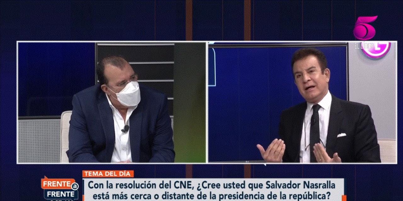 Imagen Principal de Nota: Renato Álvarez dedica sentidas palabras a Nasralla tras escucharlo hablar de su madre recién fallecida