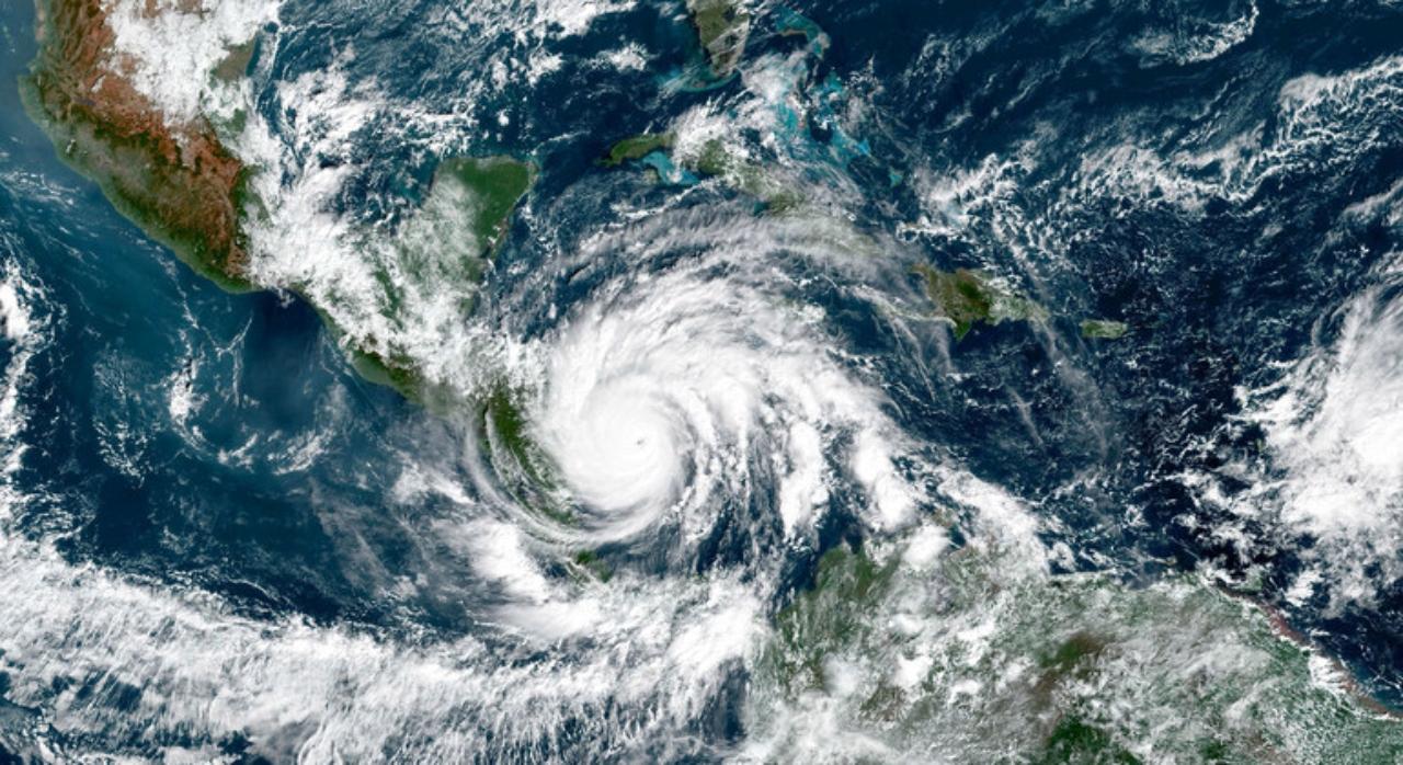 Imagen de NOAA pronostica una temporada de huracanes devastadores en el Atlántico