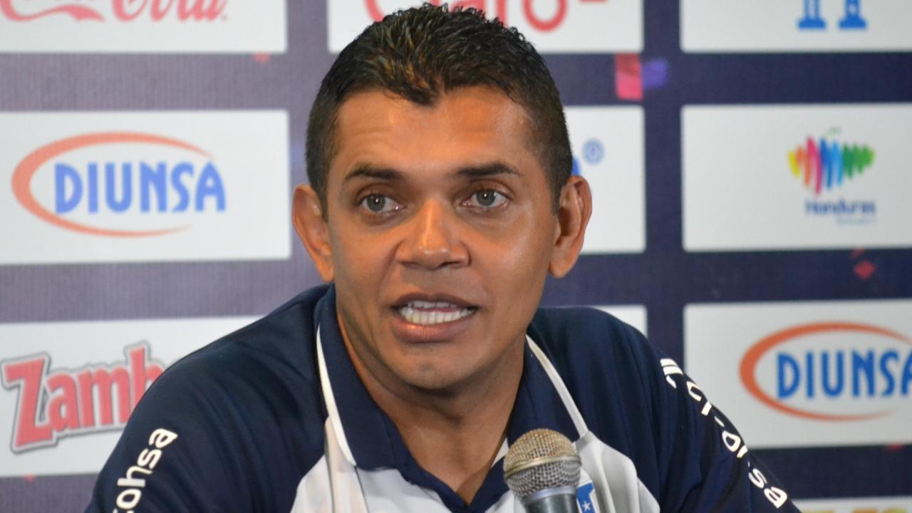 Imagen Principal de Nota: ¿A quién preferiría dirigir Amado Guevara, al Motagua o a la Selección de Honduras?