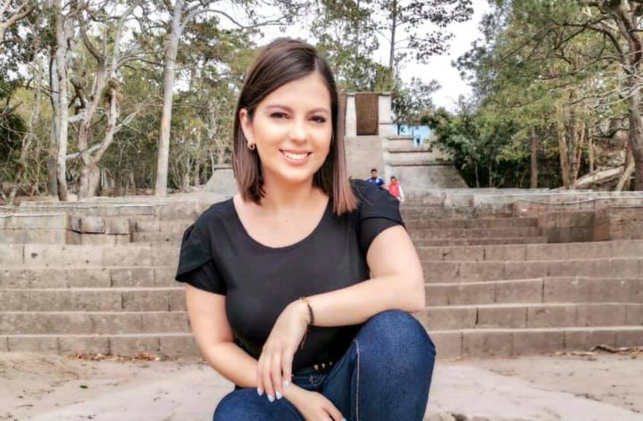 Imagen de Jacky Redondo roba miradas al lucir ropa deportiva mientras se ejercita