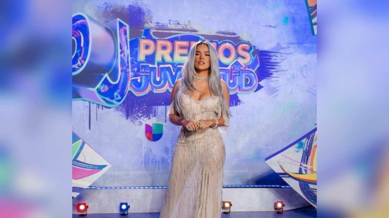 Imagen de ¡Fotos! Karol G cautivó en Premios Juventud con su espectacular figura en vestido con transparencias