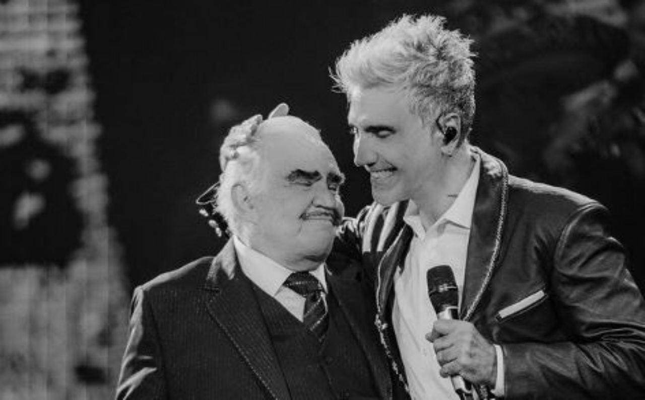 Imagen de Alejandro Fernández envía emotivos mensajes a su padre,  Vicente Fernández, ante su delicado estado de salud