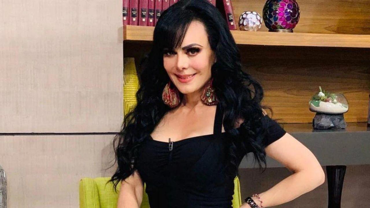 Imagen de Maribel Guardia sorprende con minifalda a sus 62 años