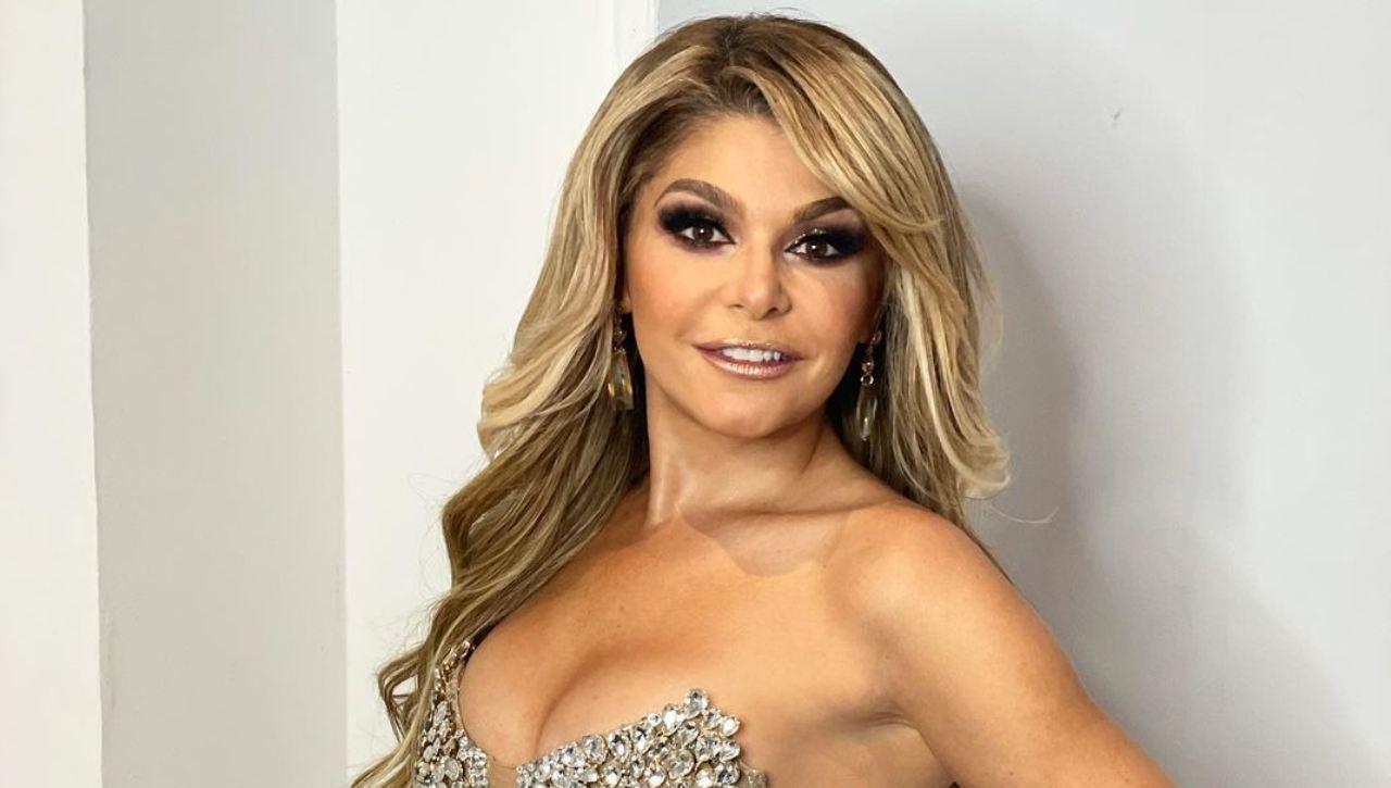Imagen Principal de Nota: ¿Rejuveneció? Itatí Cantoral sorprende con radical cambio de look a sus 46 años
