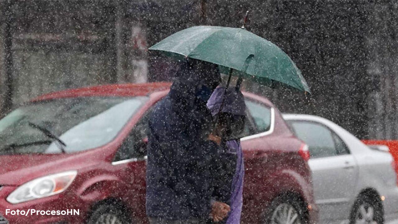 Imagen Principal de Nota: Pronostican al menos 24 horas más de lluvias para estas zonas de Honduras