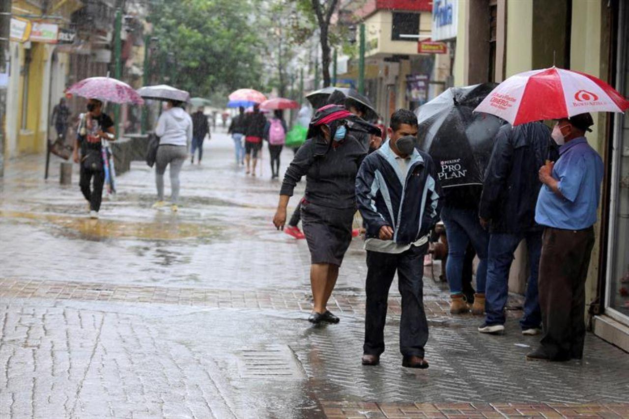 Imagen Principal de Nota: Pronostican lluvias para estas regiones de Honduras durante el fin de semana