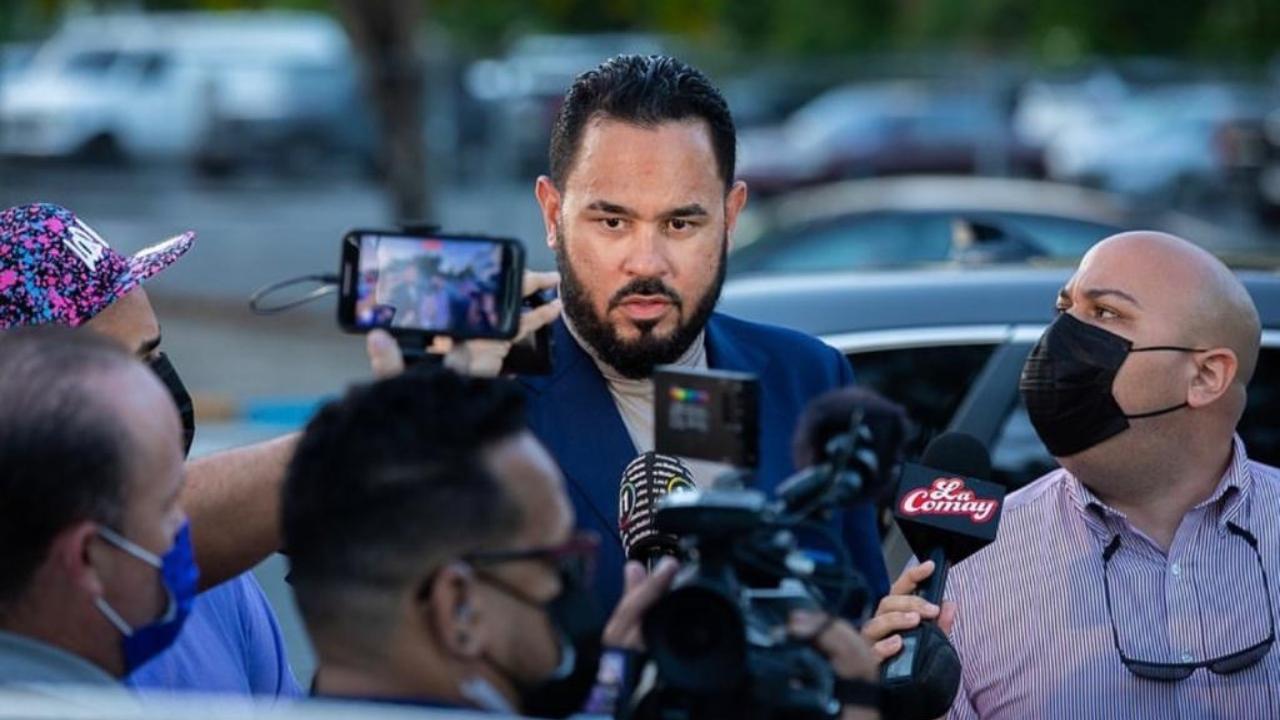 Imagen Principal de Nota: Raphy Pina rompe el silencio tras ser declarado culpable de posesión ilegal de armas