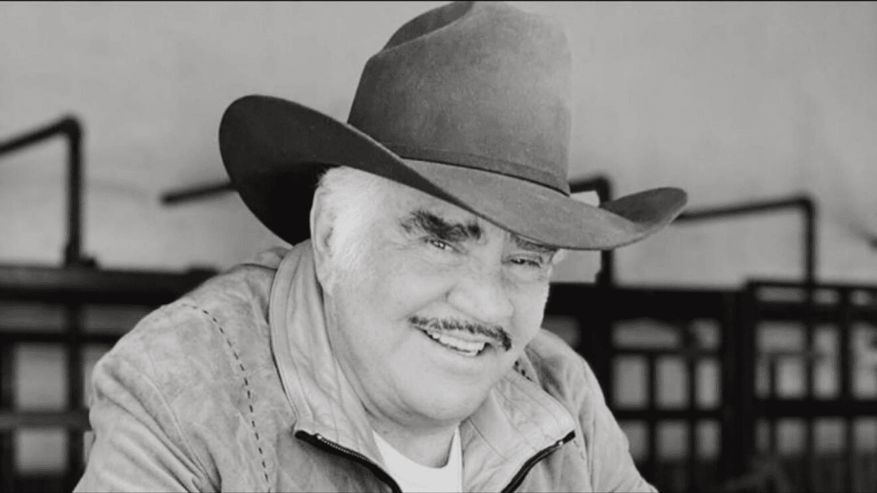 Imagen Principal de Nota: 'Leyenda, seguirás siendo el rey': Famosos se despiden de Vicente Fernández con estos sentidos mensajes