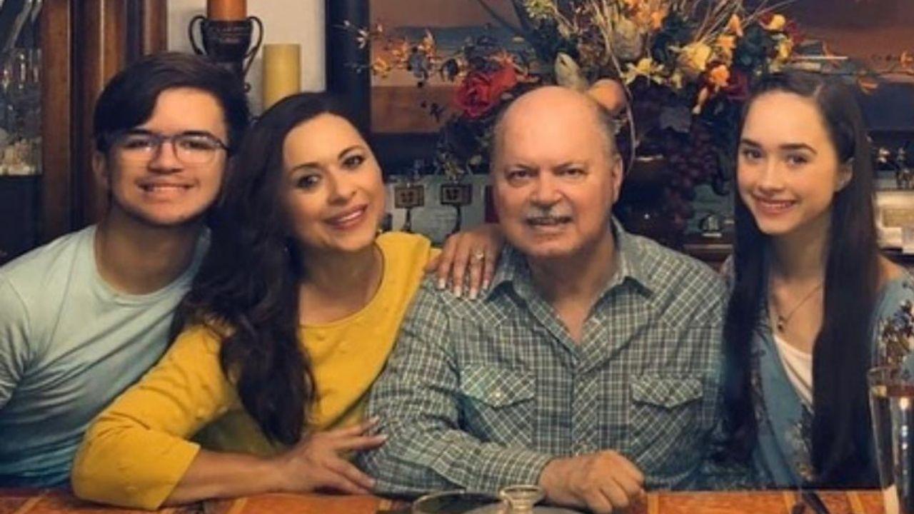 Imagen Principal de Nota: Neida Sandoval revela el gesto noble de su hija para ayudarla con los gastos fúnebres de su papá