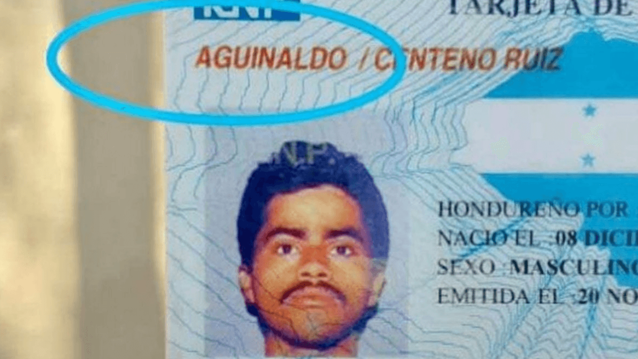 Imagen Principal de Nota: ¿Quieres añadir o cambiar tus apellidos? Estos son los requisitos que debes cumplir