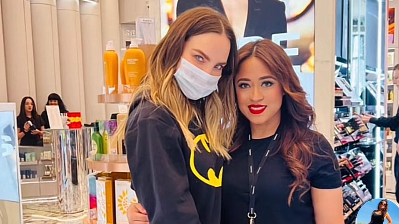 Imagen Principal de Nota: Así es Lizeth Torres, la hondureña que conoce a famosos gracias a su trabajo