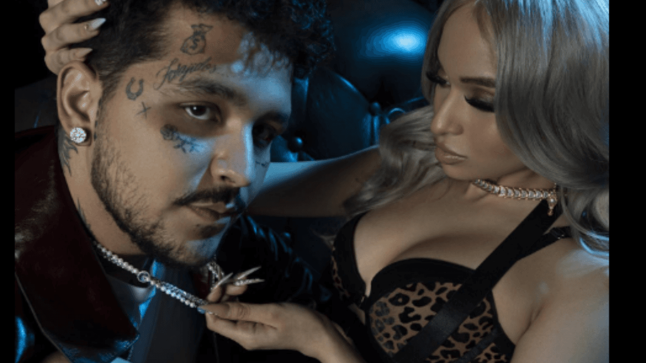 Imagen de Christian Nodal sorprende a seguidores al posar para la revista Playboy