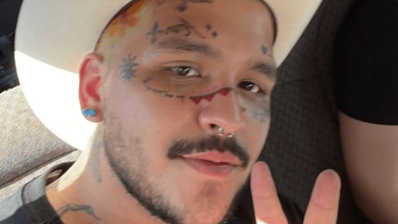 Imagen Principal de Nota: ¿Qué  significa el nuevo tatuaje de Christian Nodal?