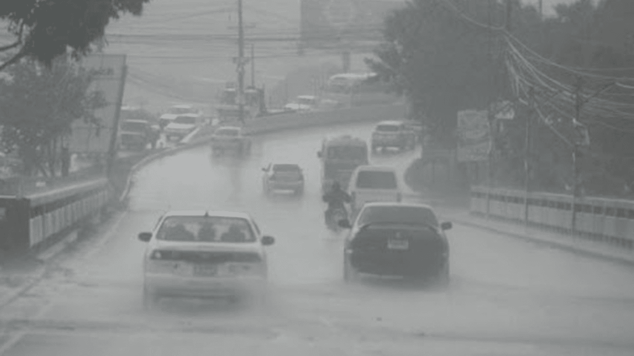 Imagen Principal de Nota: Lluvias por 48 más se esperan para Honduras producto de una baja presión