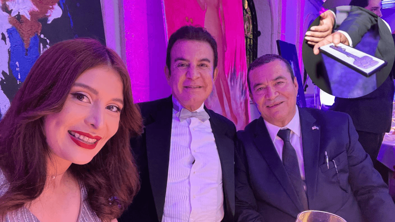 Imagen de Salvador Nasralla recibe llaves del condado de Broward, Florida