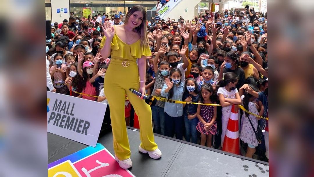 Imagen Principal de Nota: Con muchos premios y diversión celebraron el primer aniversario  de Con Todo