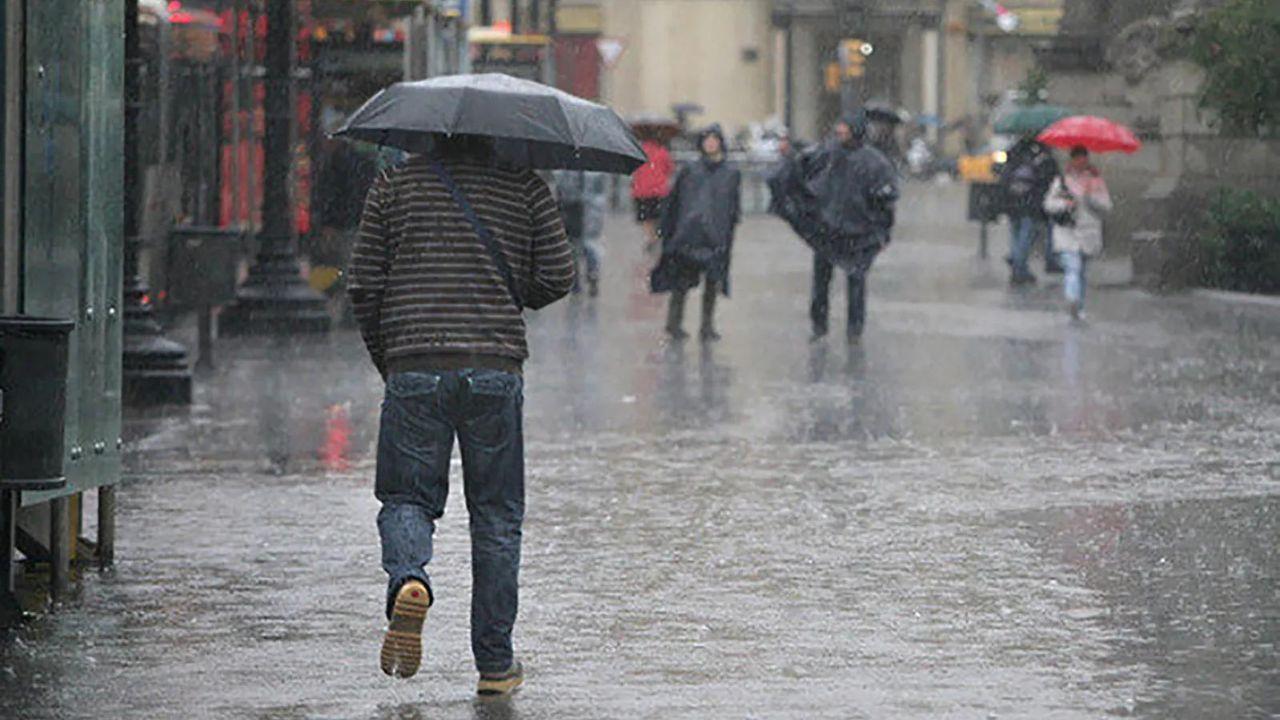 Imagen Principal de Nota: Ingreso de onda tropical dejará lluvias en la mayor parte del país este lunes
