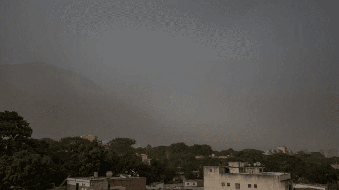 Imagen Principal de Nota: Polvo del Sáhara y lluvias afectarán a Honduras este fin de semana