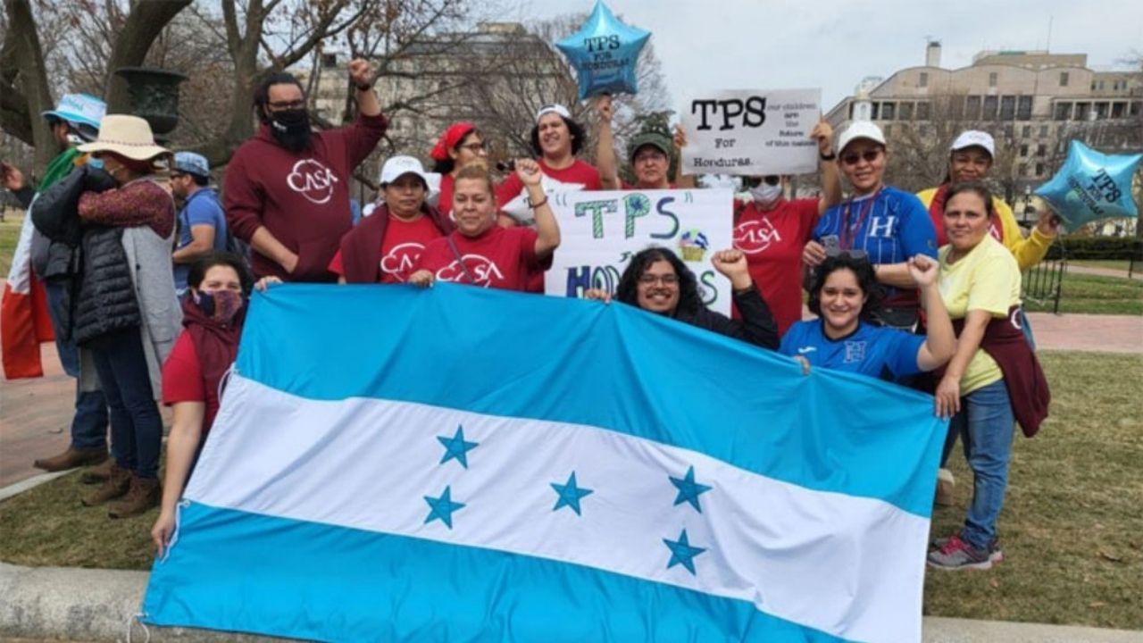 Imagen de Actualización a reglamento de TPS permitirá a portadores solicitar residencia permanente en EE. UU.