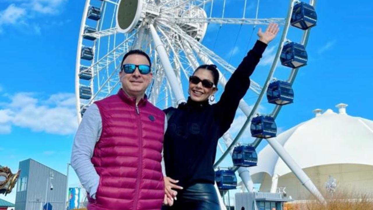 Imagen Principal de Nota: Loren Mercadal y su romántico viaje junto a su esposo en Chicago