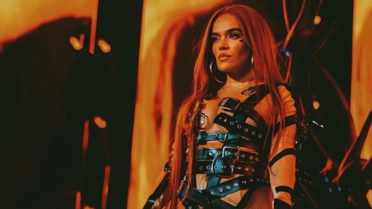 Imagen Principal de Nota: Karol G paraliza las redes con atrevida fotografía