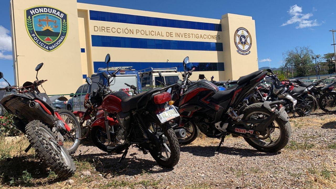 Imagen de ¿Te robaron la moto? DPI recupera 40 en Tegucigalpa y así las entregará a sus dueños